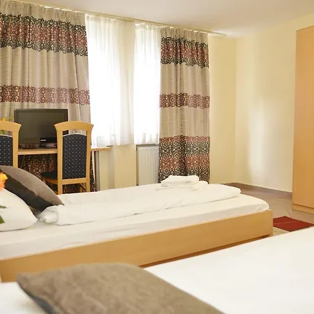 Crown Hotel
