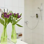 Crown Отель 2*