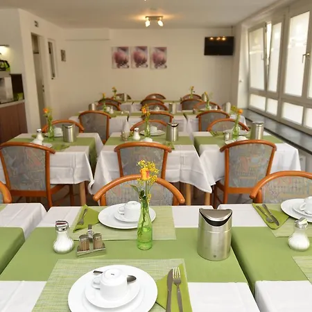 Crown Hotel