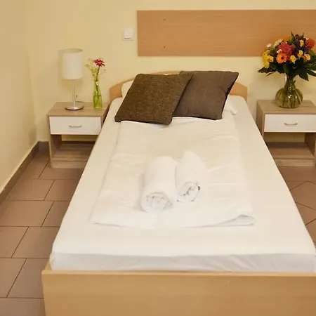 Crown Frankfurt nad Mohanem