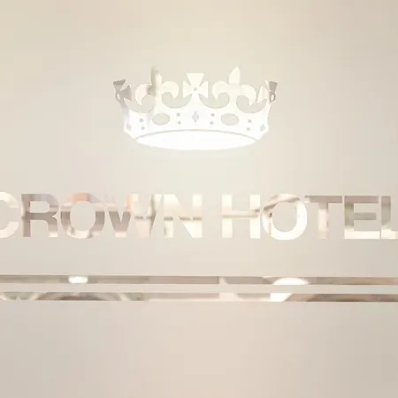 Crown 2* Frankfurt nad Mohanem