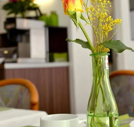 Crown פרנקפורט