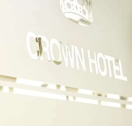 Hotel Crown 2*