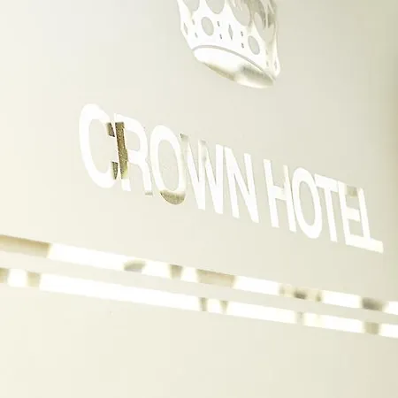 Ξενοδοχείο Crown 2*