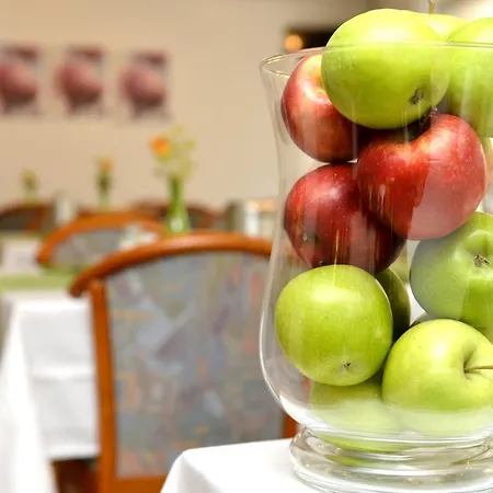 Ξενοδοχείο Crown