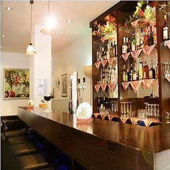 酒店 Crown